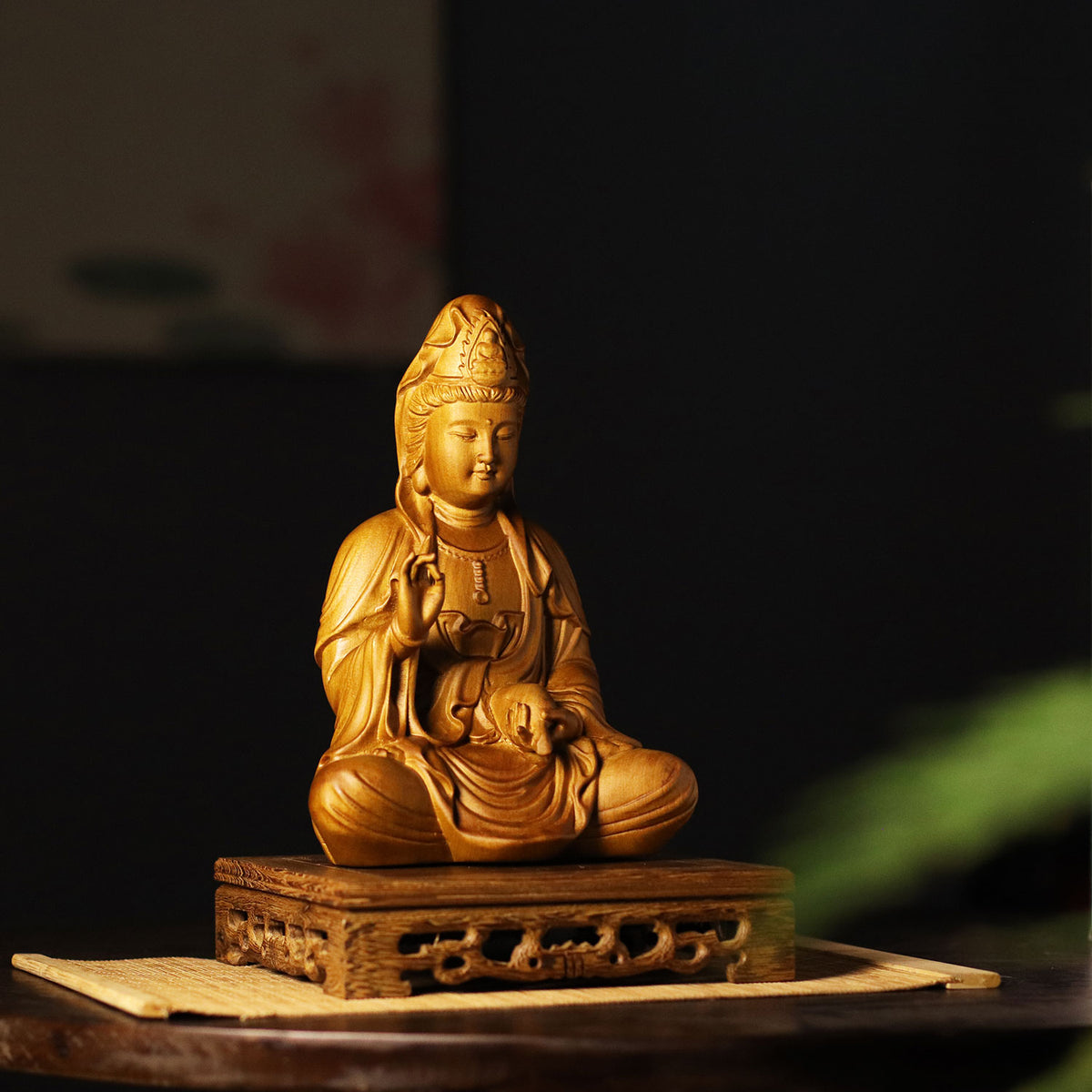 Guan Yin Statue - Scented Cypress, Compassion Goddess – additional view 5