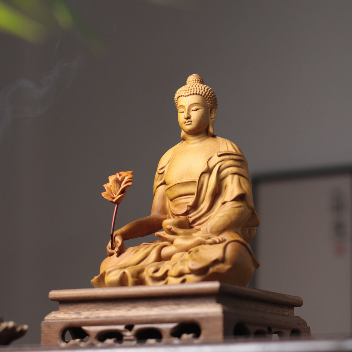 Wooden Bhaisajyaguru Medicine Buddha Statue — Zen Healing Gift