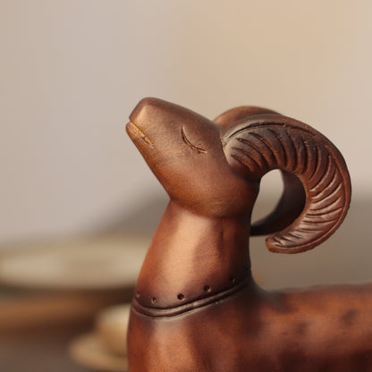Wooden Ram Sculpture – Curled Horns, Minimalist Folk Art