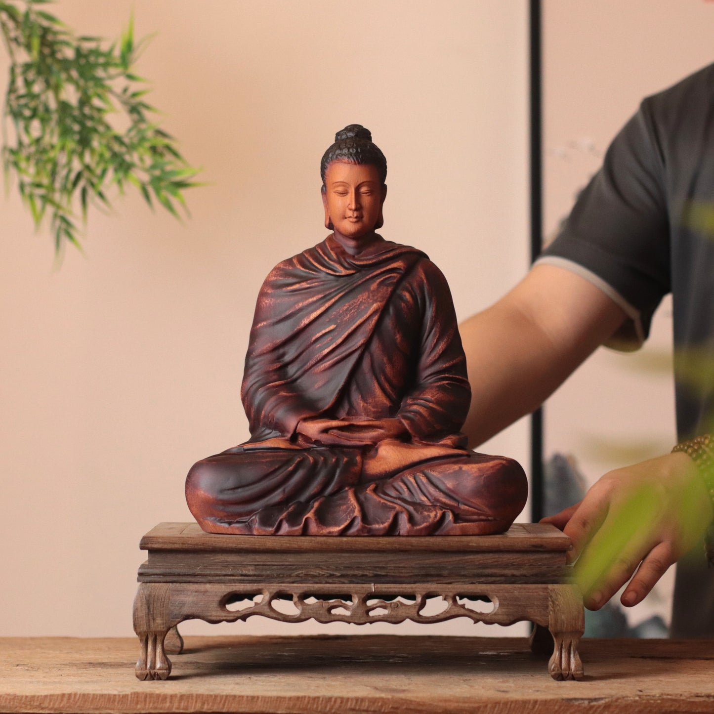 Wooden Meditating Shakyamuni Buddha Statue