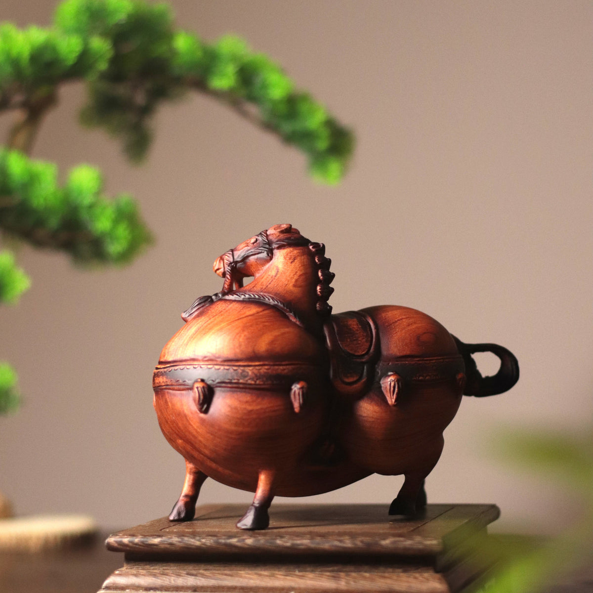 Chinese Tang Dynasty Wooden Horse Sculpture, Feng Shui Animal Art