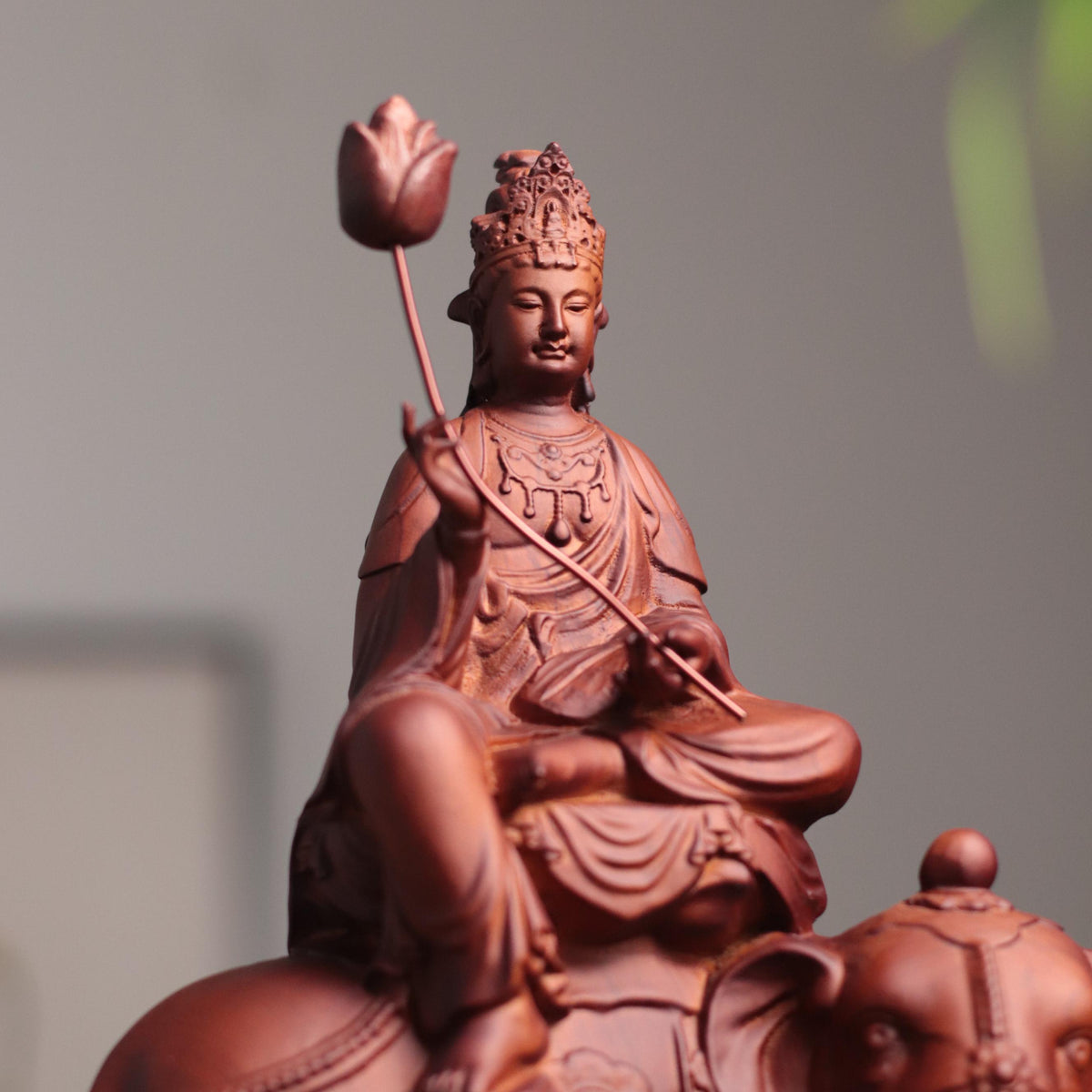 Samantabhadra Bodhisattva Statue - Padauk, on Elephant – additional view 2